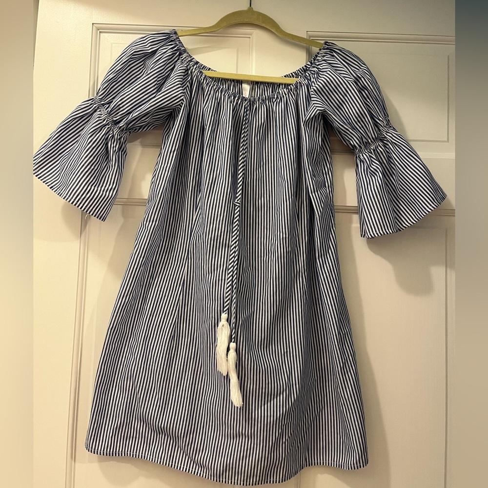 Beautiful blue and white striped blouse, size L, puffed sleeves, 100% cotton
